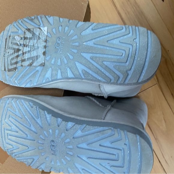 Ugg Bailey I Do boots - Picture 4 of 6